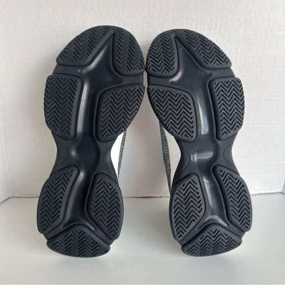 Steve Madden - Men's Mythical Slip On - Black. Size: 9.5 (US). NIB - Picture 7 of 16